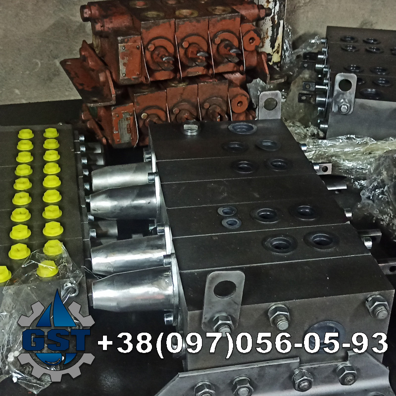 Ремонт гідророзподільника Bobcat 334