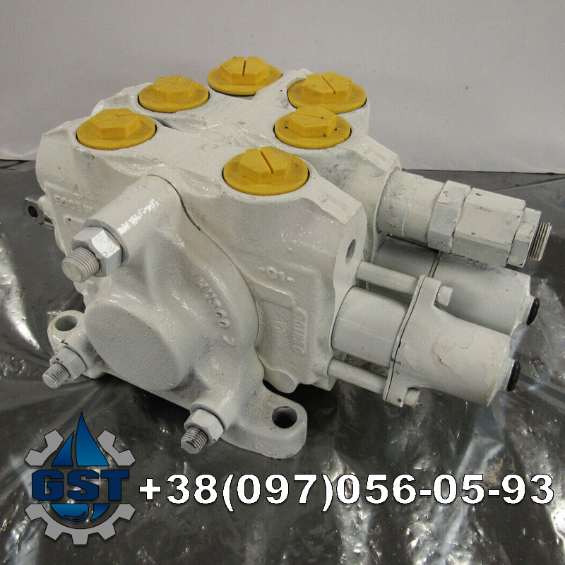 Ремонт гідророзподільника John Deere 9R540