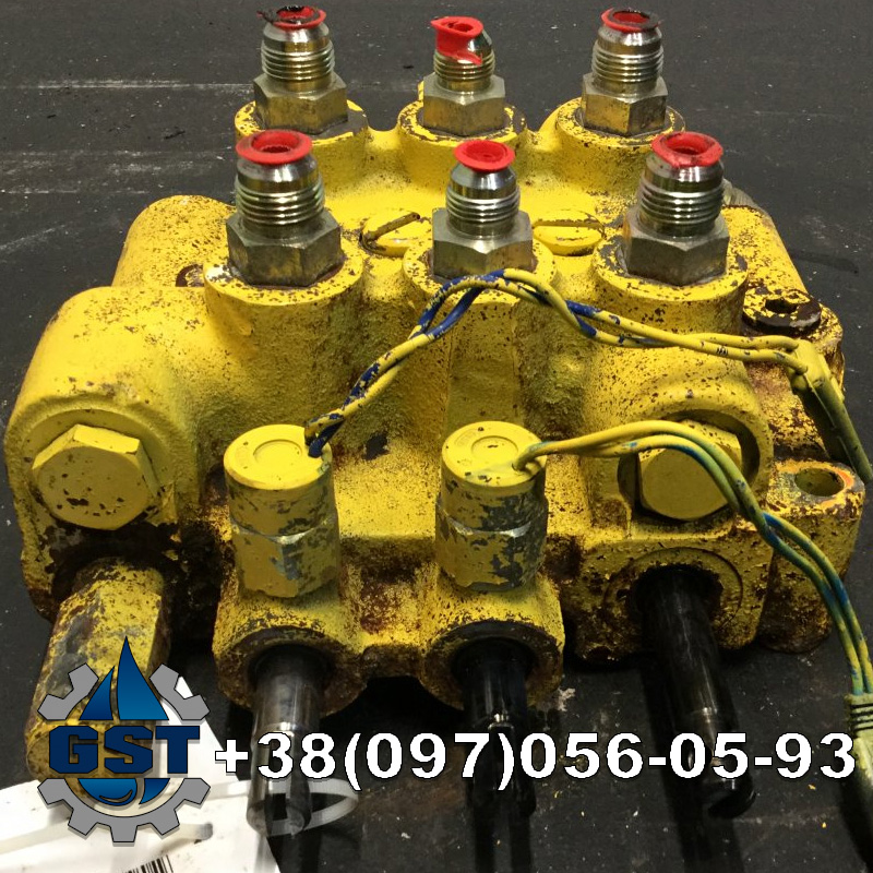 Ремонт гідророзподільника Bomag BM 1200