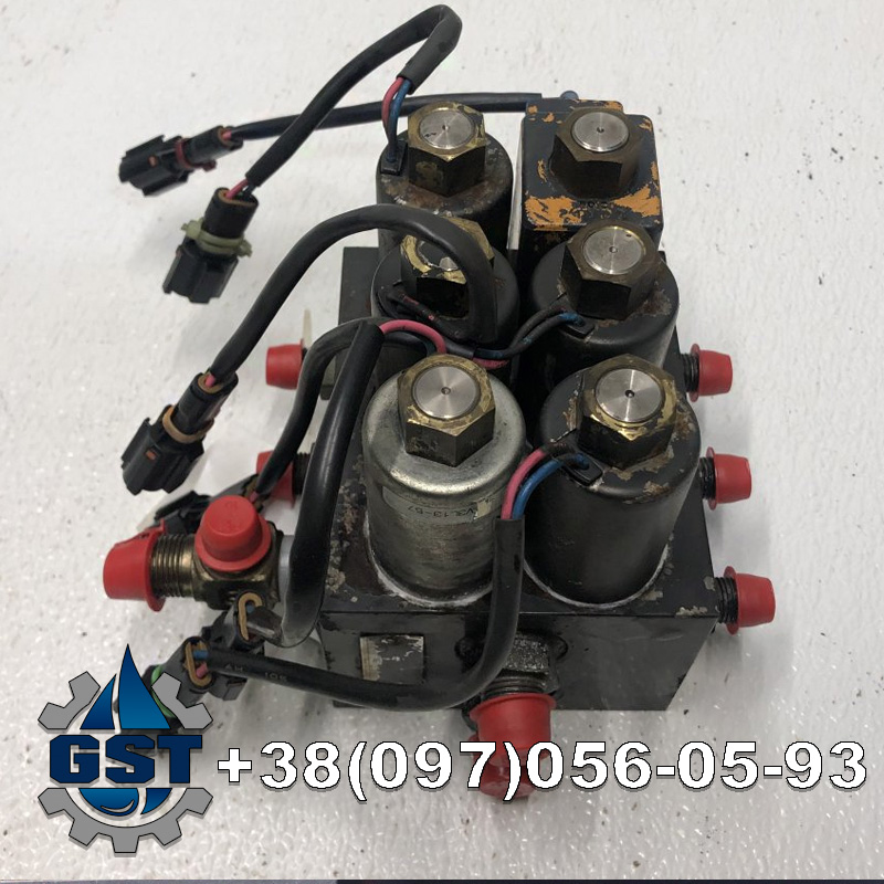 Ремонт гідророзподільника Fuchs MHL 320E