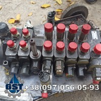Ремонт гідророзподільника Kobelco SK200