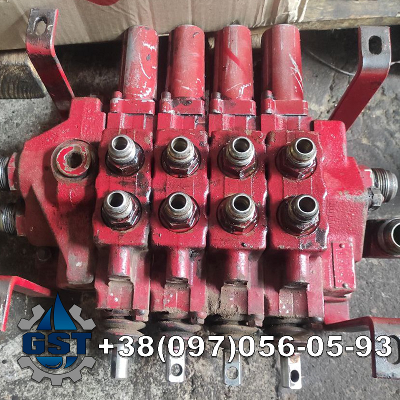 Ремонт гідророзподільника Bobcat 643
