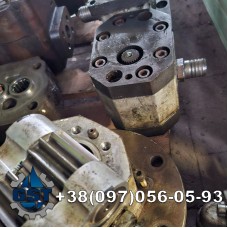 Ремонт гідромотору компактора JCB