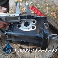 Ремонт гідронасоса уплотнителя грунта Vibromax