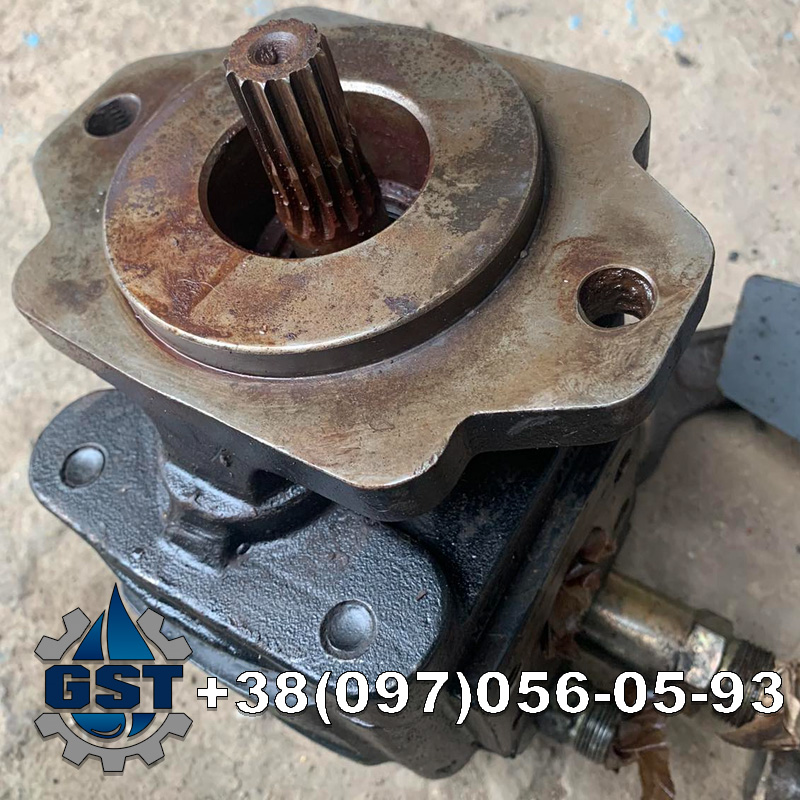 Ремонт гідромотору трактора Basak