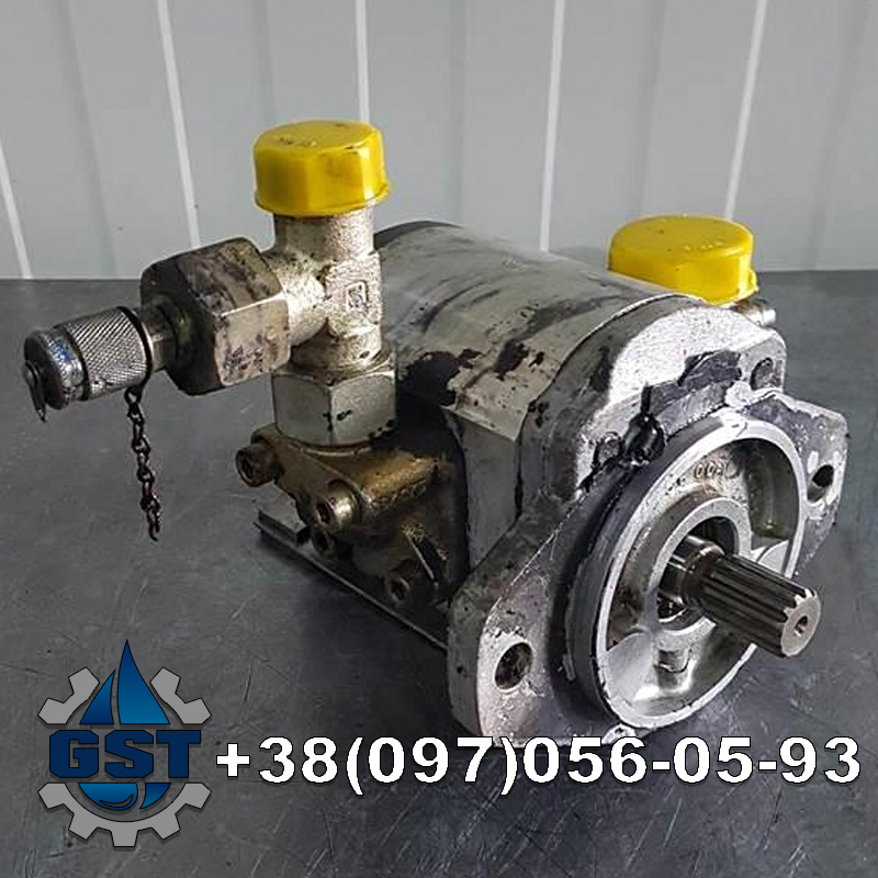 Ремонт гідронасоса екскаватора-погрузчика Huddig