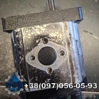 Ремонт гідронасоса экскаватора-погрузчика Liebherr