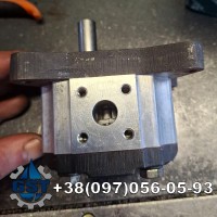 Ремонт гідронасоса экскаватора-погрузчика Lovol