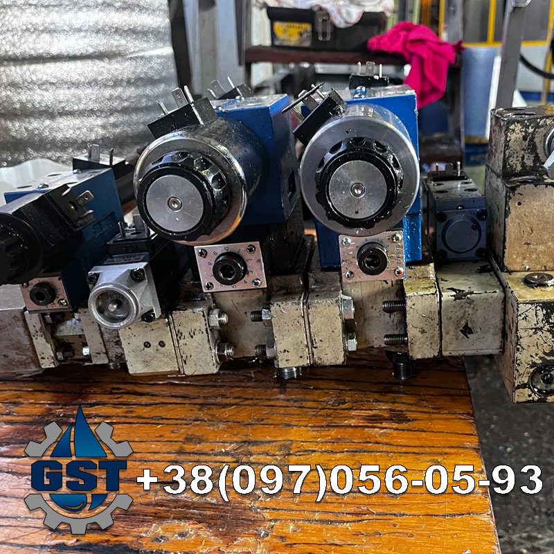 Ремонт гідророзподільника Bull