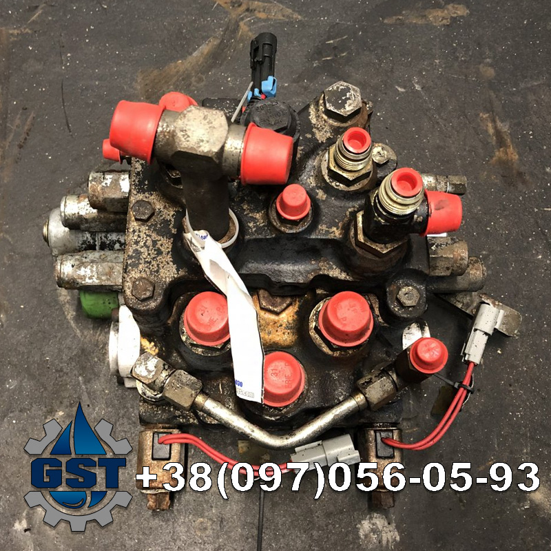 Ремонт гідророзподільника Fuchs