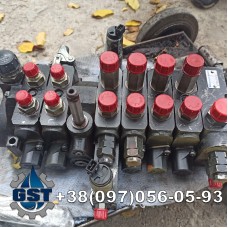 Ремонт гідророзподільника McCormick