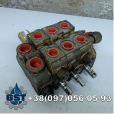 Ремонт гідророзподільника Takeuchi