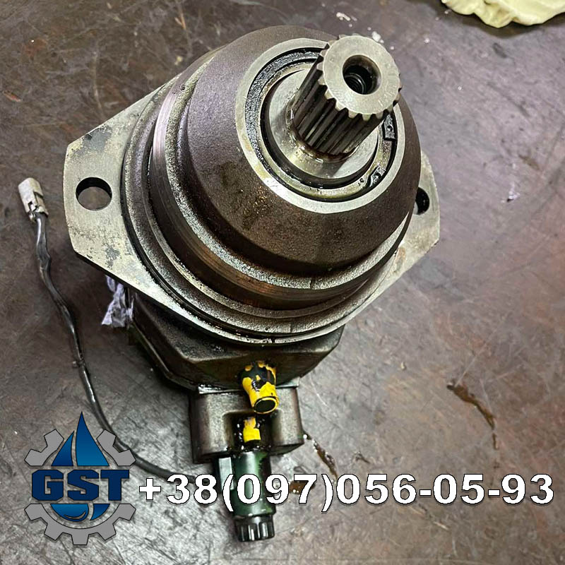 Ремонт гідромотору самоходного оприскувача HAGIE Ремонт гідромотору самоходного оприскувача HAGIE