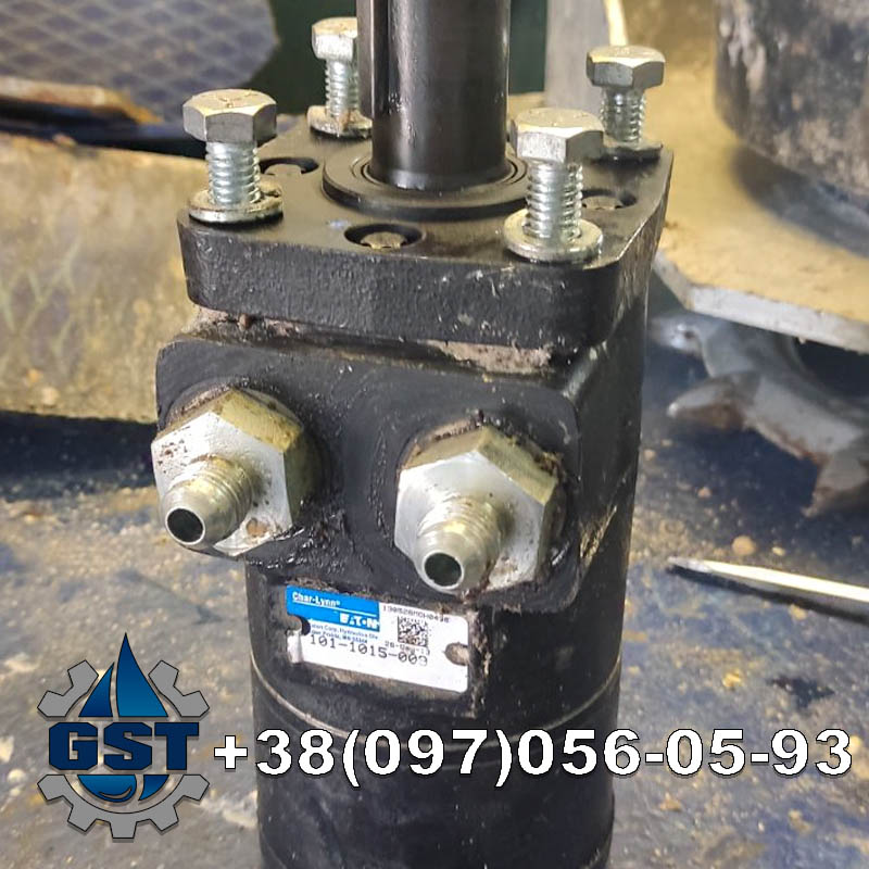 Ремонт гідромотору самоходного оприскувача HAGIE Ремонт гідромотору самоходного оприскувача HAGIE